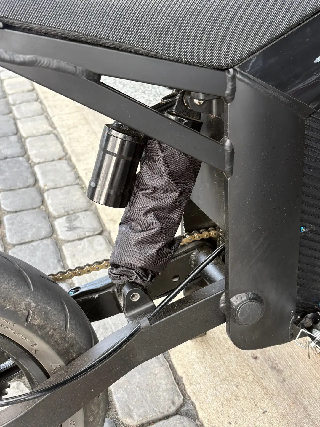 Tuttio / Yozma Rear Shock Cover